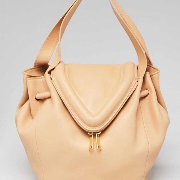 Bottega Veneta Beige Smooth Nappa Leather Beak Flap Bag - Picture 1 of 12